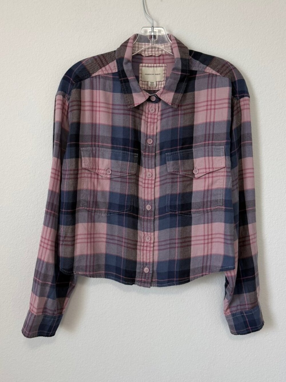 American Eagle Purple/Blue Plaid Long Sleeve Button Front Cropped Shirt Size M.